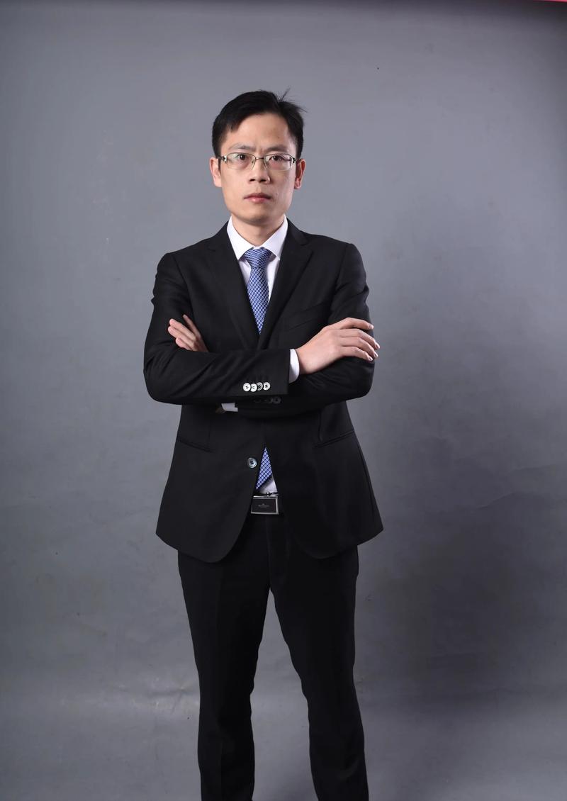 李志恒 导演 & 创意总监